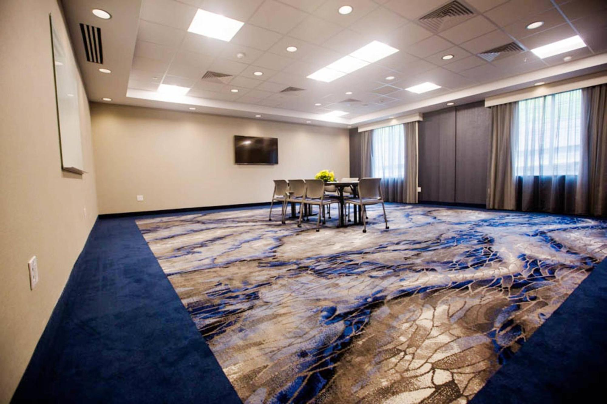 Fairfield Inn & Suites By Marriott Philadelphia Broomall/Newtown Square Eksteriør bilde
